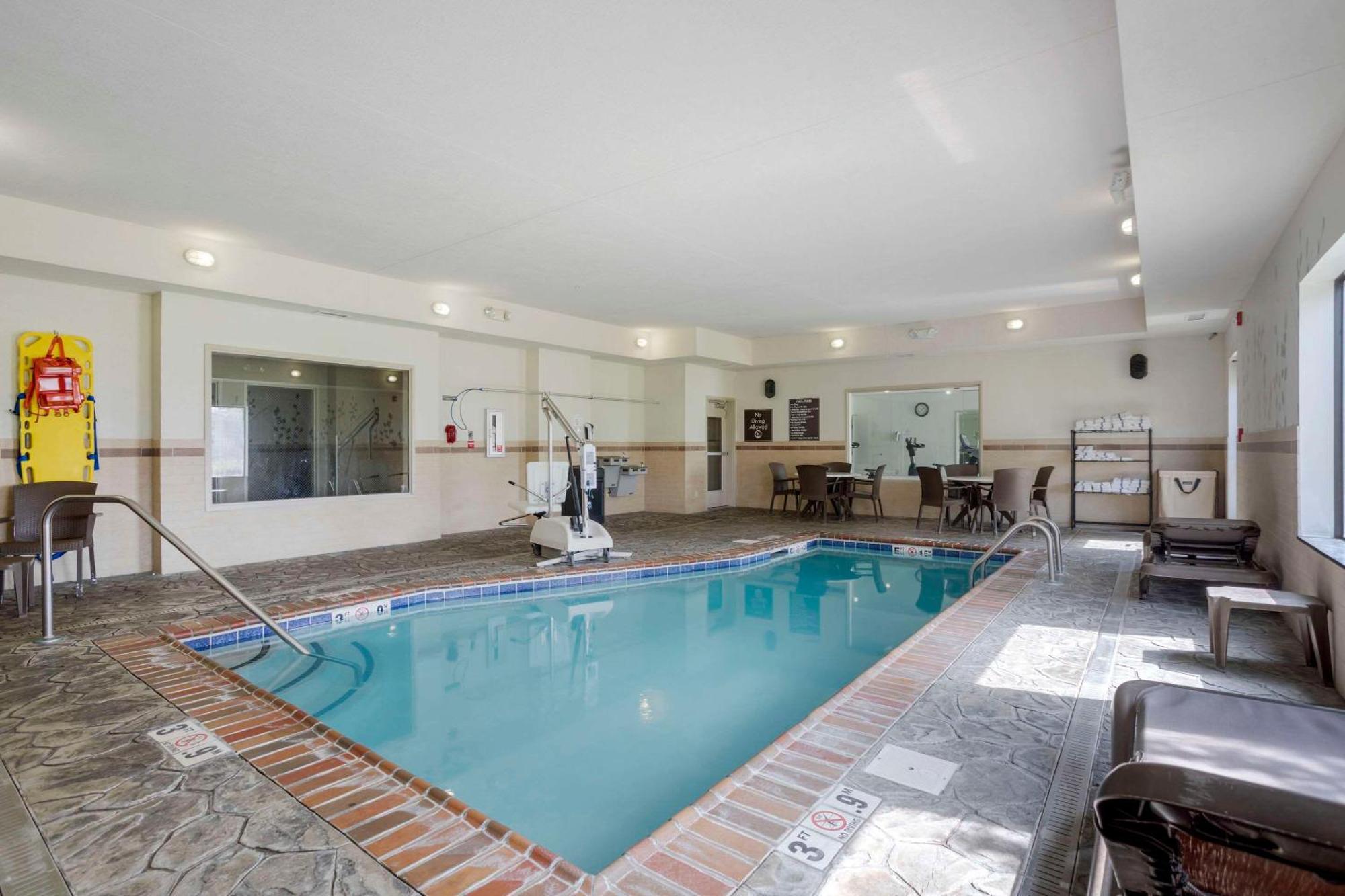 Sleep Inn & Suites Cave City Ngoại thất bức ảnh